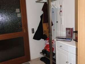 Reception - Comfortable Holiday Home in Reimboldshausen With Terrace (Kirchheim (Hessen))