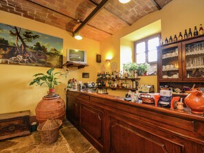 Dining - Holiday Home Monte With Pool and Forest Trails (Monte Santa Maria Tiberina)