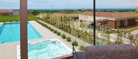 Talo | Uima-allas | Ulkouima-allas