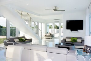 تلفزيون ذكي