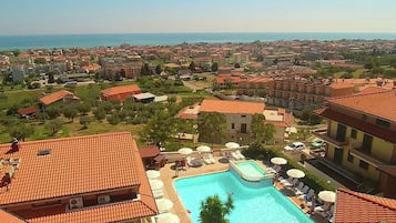 Esterni