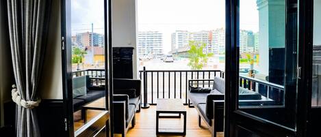 الإطلالة من المنشأة