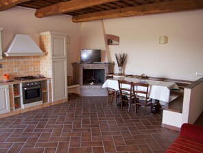 Dining - Heritage Holiday Home in Orbetello With Private Terrace (Orbetello)