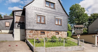 Pretty Holiday Home in Neustadt am Rennsteig near Ski Area