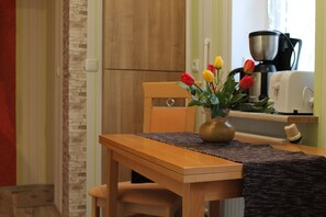 Apartment | Dining