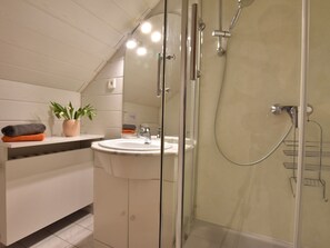Apartment | Badezimmer | Dusche