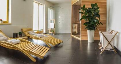 Secluded Holiday Home with Hot Tub in Kozji Vrh