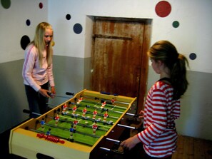 House | Game room