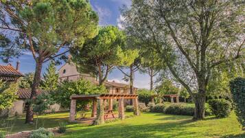 House | Kemudahan hartanah