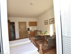 Living room - Cozy Apartment in Niehagen Germany With Terrace (Ostseebad Ahrenshoop)