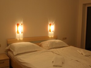 3 bedrooms, individually furnished, bed sheets