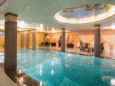 Villa | Pool | Indoor pool, outdoor pool