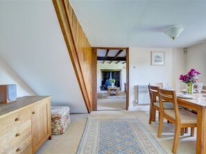 Unclassified image, 5 of 24, button - Comfortable Cottage in Kingsheanton With Private Garden (Barnstaple)