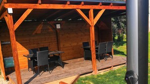 Apartment | Balcony - Beautiful Apartment in Bohemia, in the Middle of the Mountains (Mirova pod Kozakovem)