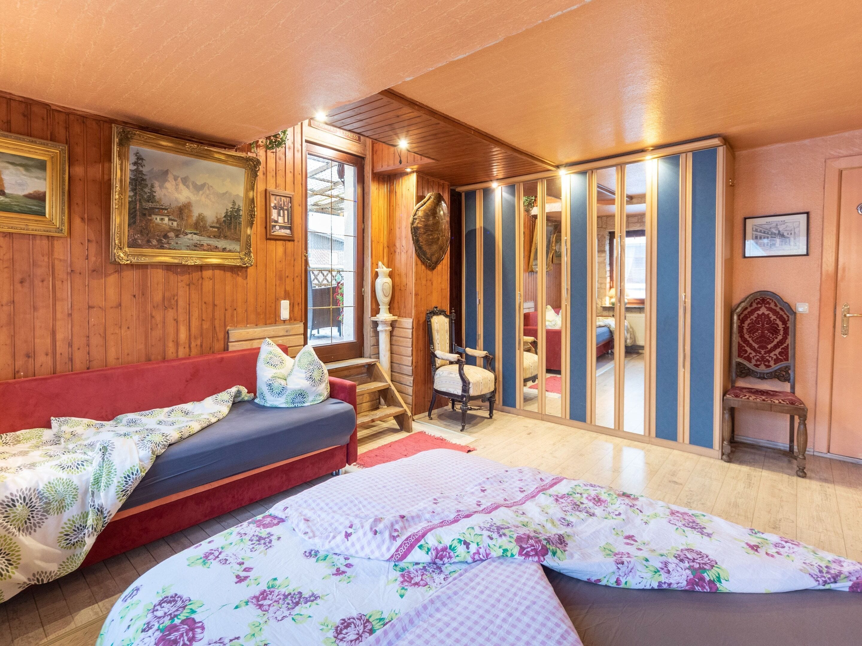 Apartment | 3 Schlafzimmer, individuell eingerichtet, Bettwäsche