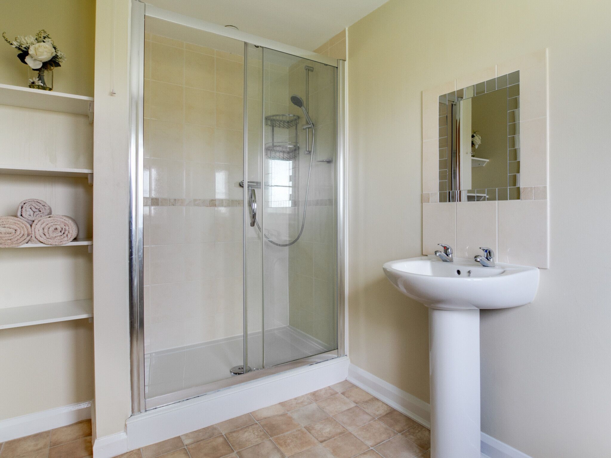 Shower, towels