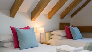 Room - Alluring Holiday Home in Stone Oxney With Garden (Tenterden)