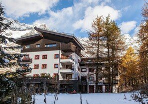 Apartment | Exterior - Near the Ski Lifts (Valtournenche)