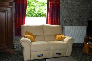 Fireplace - Ideal Cottage for Family & Friends Holiday - Calm in the Midst of Nature (Couvin)