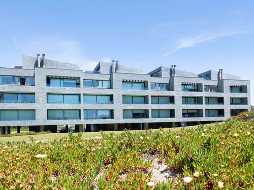 Lovely Apartment With Swimming Pool in Apúlia