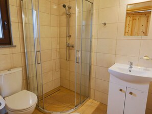 House | Bathroom | Shower - Inviting Holiday Home in Mielenko With Balcony (Mielno)