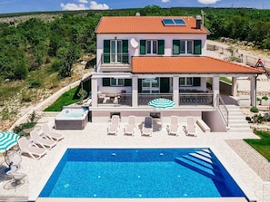 Villa | Pool | Indoor pool, outdoor pool