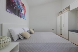 3 bedrooms, iron/ironing board, free WiFi, bed sheets - Casa Bianca Villa in Kolympia (Kolympia)