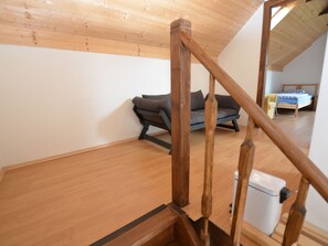 2 bedrooms, individually furnished, bed sheets - Cozy Holiday Home near Forest in Bohemia (Staré Sedlište)