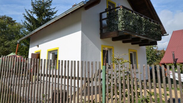 Exterior - Cozy Holiday Home near Forest in Bohemia (Staré Sedlište)