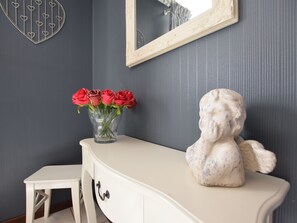 5 Schlafzimmer, individuell eingerichtet
