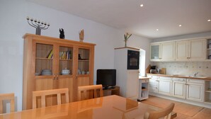 Dining - Luxurious Holiday Home in Perlesreut Near Forest (Perlesreut)