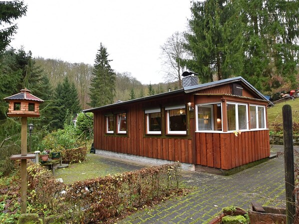 Bungalow | Exterior - Luxurious Bungalow in Neustadt Harz With Private Terrace (Harztor)