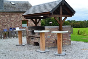 Garden - Holiday Home in Cul-des-sarts With Roofed Terrace (Couvin)