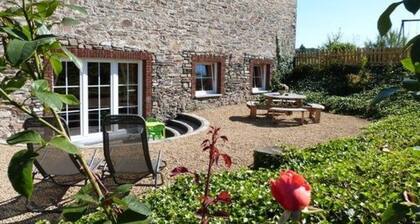 Cottage in Former Farmhouse in Tillet