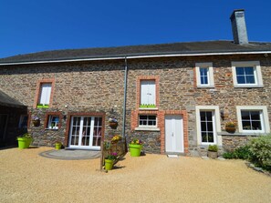 Cottage | Exterior