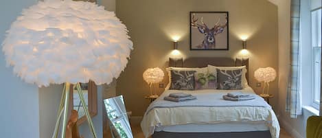 4 bedrooms, free WiFi, bed sheets