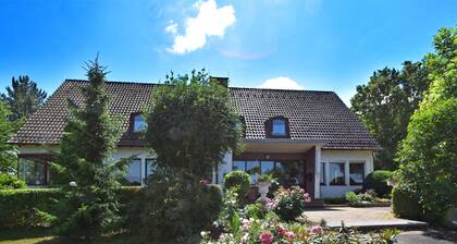 Charming Holiday Home in Eschwege With Garden