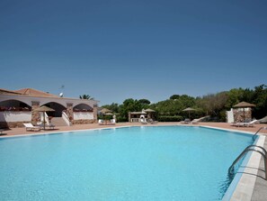 House | Pool
