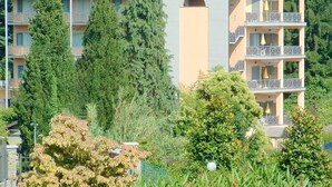 Exterior - Apartment in Residence on Lake Maggiore near Beach (Verbania)