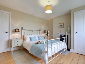 Ferienhaus | 2 Schlafzimmer, kostenloses WLAN, individuell eingerichtet, Bettwäsche
