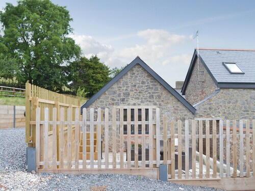 Scrumpy Barn - UK12014