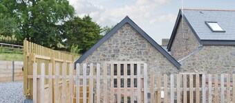 Scrumpy Barn - UK12014