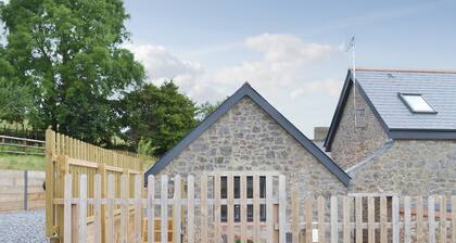 Scrumpy Barn - UK12014