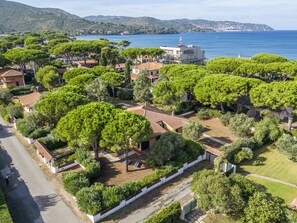 Exterior - Villa Escape Near Orbetello Beach (Orbetello)