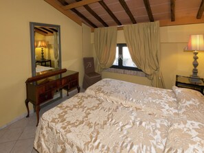 Ferienhaus | 3 Schlafzimmer, individuell eingerichtet, Bettwäsche