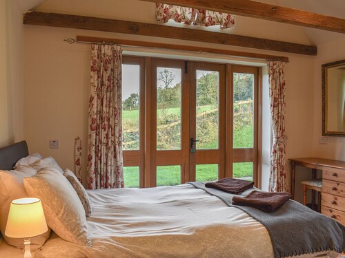 The Bull Pen - 17320