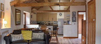 The Bull Pen - 17320