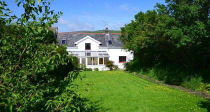 Spacious Holiday Home in Rosebush With Garden