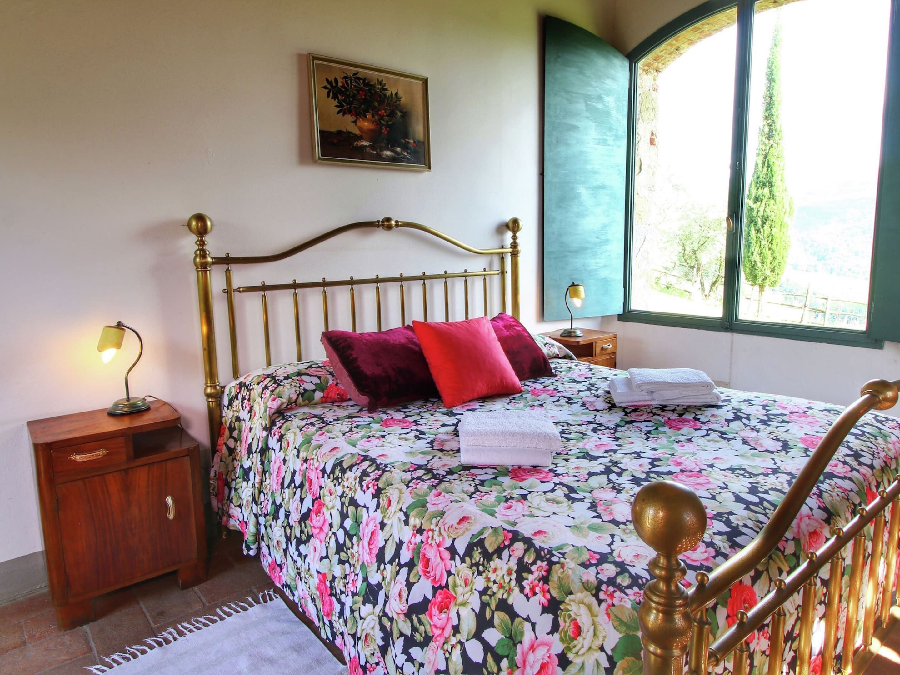 Cottage | 1 phòng ngủ, trang bị nội thất với thiết kế riêng biệt, bộ trải giường 