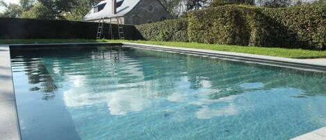 House | Pool | Outdoor pool